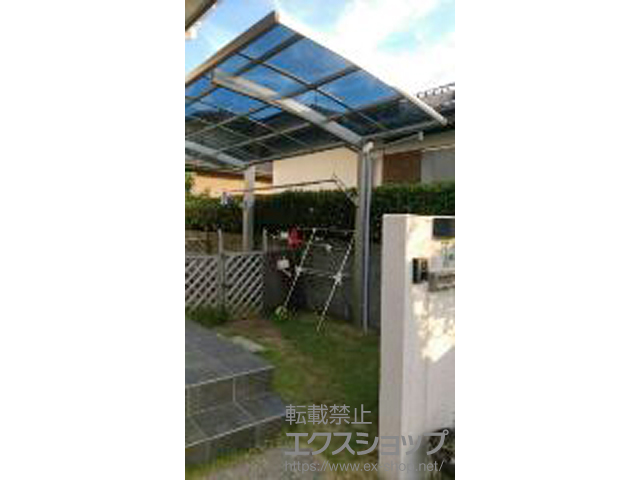 福岡県糟屋郡須惠町ののカーポート プレシオスポート 積雪〜20cm対応＋収納式物干しセット2型（2本入り）×1セット 施工例