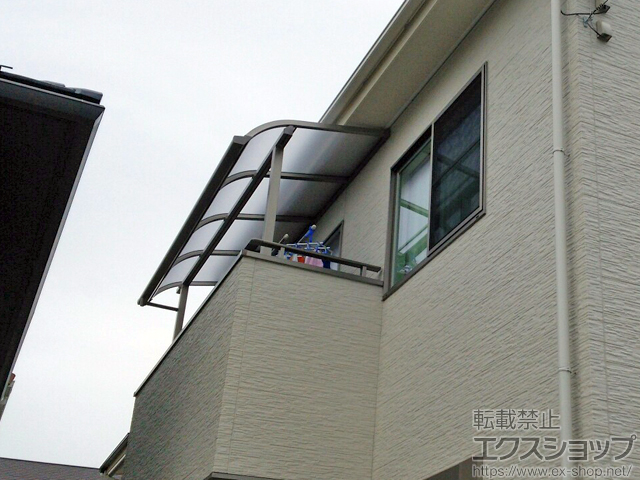 兵庫県明石市ののバルコニー・ベランダ屋根 ライザーテラスII R型 屋根タイプ 単体 積雪〜20cm対応 施工例