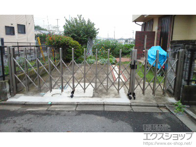 東京都日野市ののカーゲート トリップゲート RB型 ノンレール 両開き親子 43WO(13S+30M) 施工例