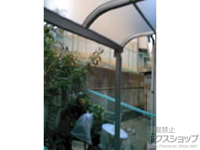 大阪府和泉市ののテラス屋根 プレシオステラス R型 テラスタイプ 単体 積雪〜20cm対応 施工例