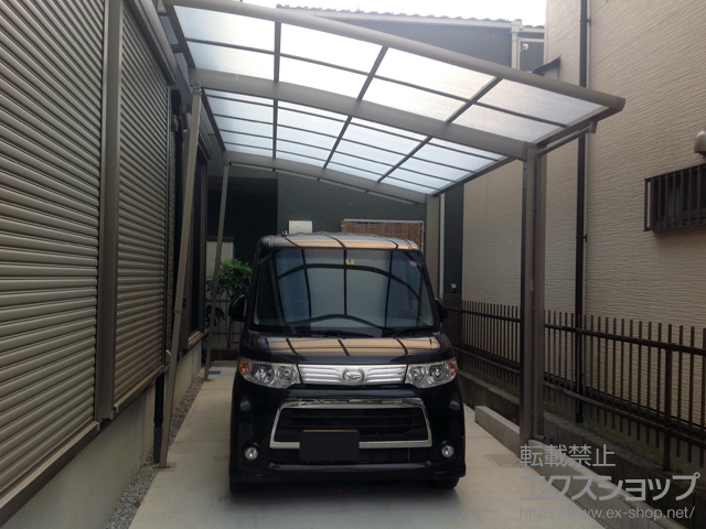 埼玉県春日部市ののカーポート ネスカR (ラウンドスタイル) 積雪〜20cm対応＋ネスカR (ラウンドスタイル)　着脱式サポート　2本入り　ロング柱（H25）用×1セット 施工例