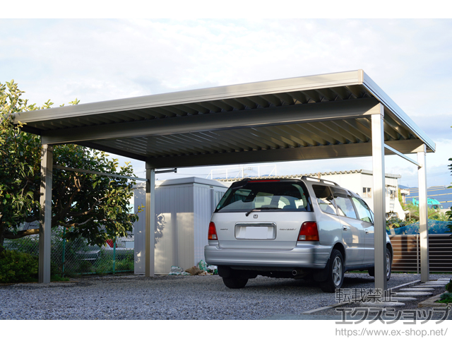 長野県塩尻市のLIXIL リクシル（トステム）のカーポート テリオスポートIII 3000 2台用 角柱4本仕様 積雪〜100cm対応 施工例