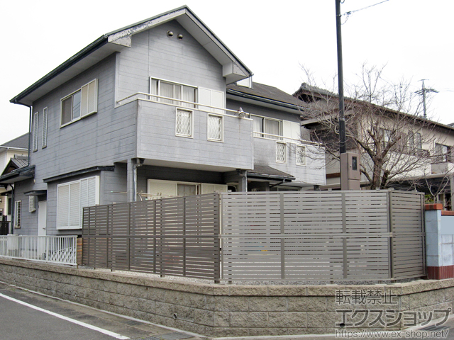 愛知県知多市ののフェンス・柵 プレスタフェンス7Y型 フリーポールタイプ＜多段柱仕様＞ 施工例