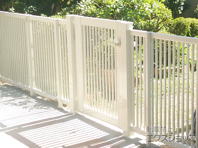 福岡県太宰府市のの門扉 エクスライン門扉13型 片開き　門柱使用 施工例