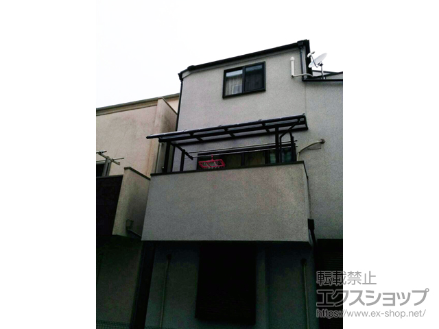東京都北区ののバルコニー・ベランダ屋根 プレシオステラス R型 屋根タイプ 単体 積雪〜20cm対応 施工例