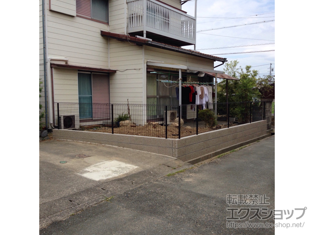 静岡県磐田市ののフェンス・柵 イーネットフェンス1F型 自由柱タイプ 施工例