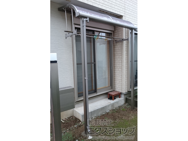 千葉県白井市のLIXIL リクシル（トステム）のテラス屋根 ライザーテラスII R型 テラスタイプ 単体 積雪〜20cm対応 施工例