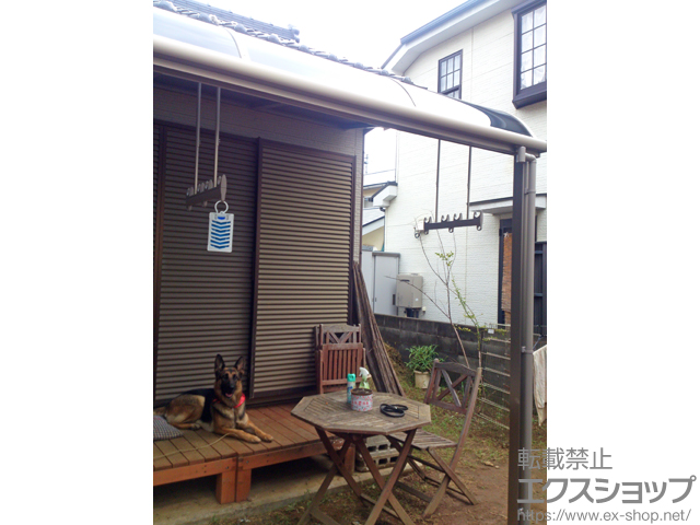 千葉県市川市のLIXIL リクシル（トステム）のテラス屋根 ライザーテラスII R型 テラスタイプ 単体 積雪〜20cm対応 施工例