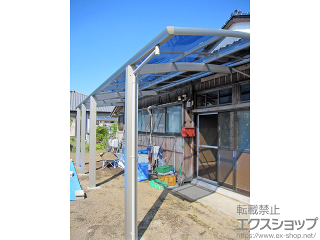 鹿児島県指宿市ののサイクルポート・駐輪場 レイナポートグランミニ 縦連棟積雪〜20cm対応 施工例