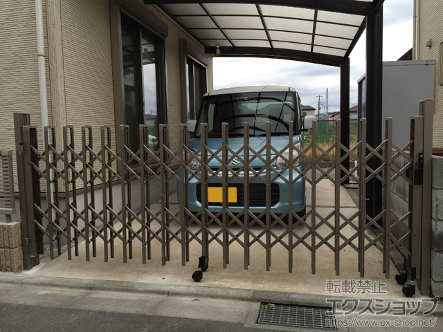 埼玉県新座市ののカーゲート トリップゲート 傾斜地専用型 ノンレール 片開き 33S 施工例