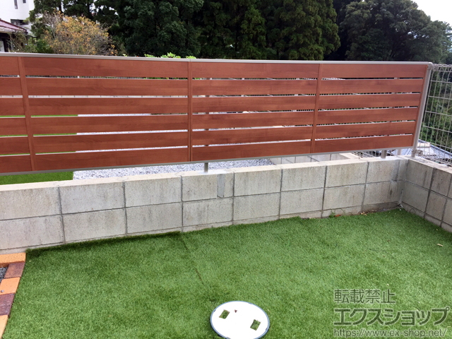 宮崎県宮崎市ののフェンス・柵 ジオーナフェンスYS型 フリーポールタイプ＋リウッドデッキ 200 施工例