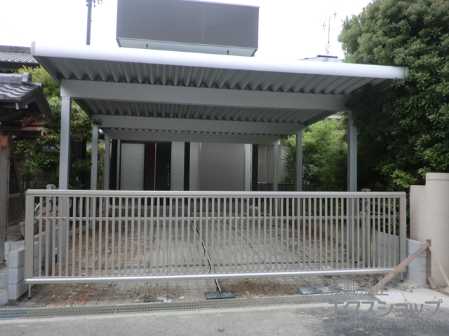 愛知県岡崎市ののカーポート G-1 角柱6本仕様 積雪〜100cm対応 施工例