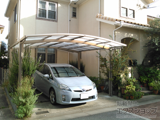 兵庫県明石市ののカーポート ネスカR (ラウンドスタイル) ワイド 積雪〜20cm対応 施工例