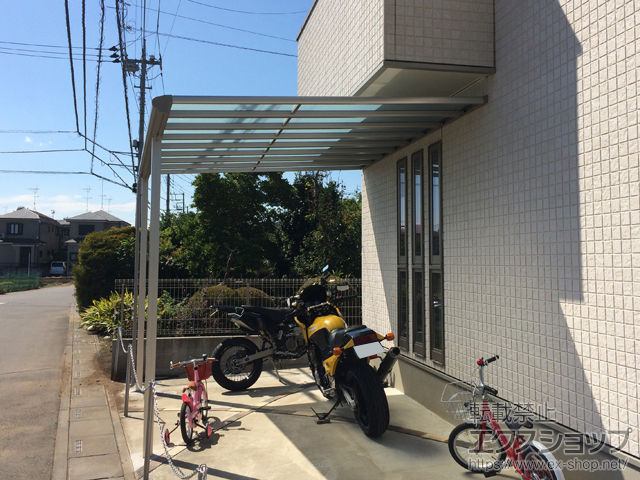 埼玉県上尾市ののテラス屋根 ヴェクターテラス F型 テラスタイプ 単体 積雪〜20cm対応 施工例