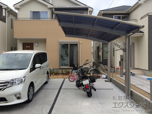 岡山県倉敷市ののカーポート プレシオスポート 積雪〜20cm対応＋収納式物干しセット2型 施工例