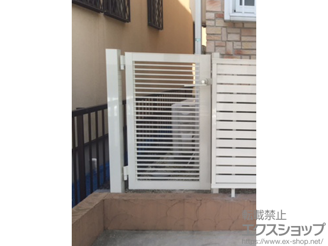 愛知県尾張旭市のの門扉 プレスタ門扉 1型 細横桟 片開き 柱使用 施工例