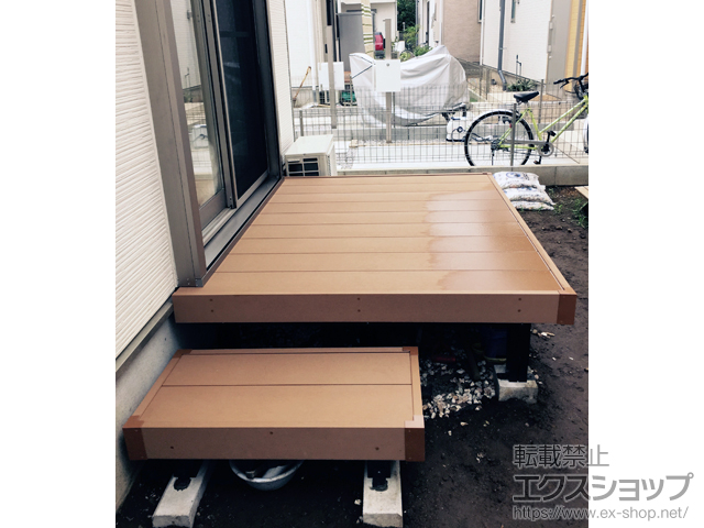 東京都八王子市ののウッドデッキ マージウッドデッキ+独立式リウッドステップ2型 施工例