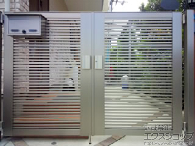 大阪府摂津市のの門扉 ライシス門扉 1型 細横桟 両開き 柱使用 施工例