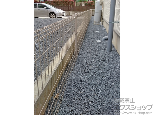 茨城県水戸市ののフェンス・柵 メッシュフェンス M0 間仕切りタイプ 施工例