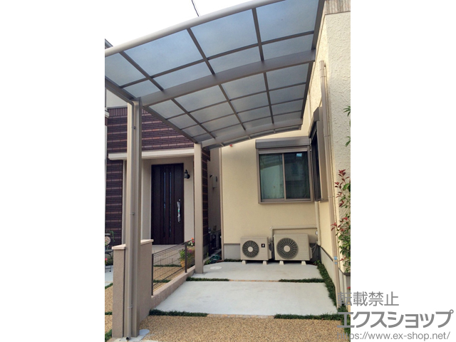 大阪府高槻市ののカーポート ネスカR (ラウンドスタイル) 積雪〜20cm対応 施工例