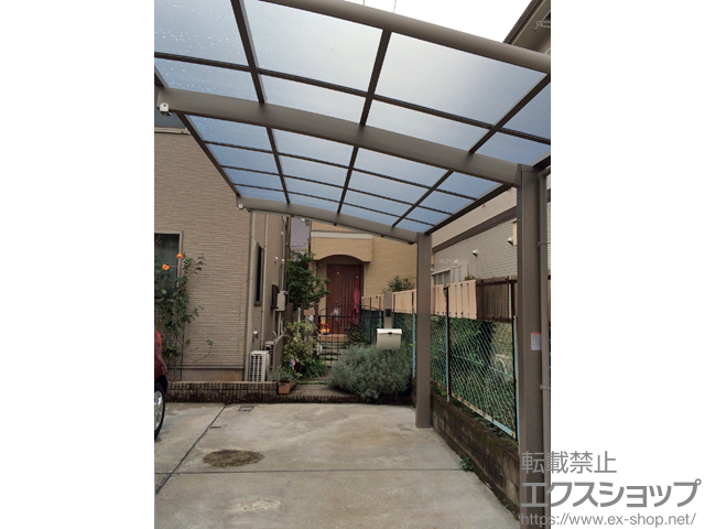 東京都練馬区ののカーポート ネスカR (ラウンドスタイル) 積雪〜20cm対応 施工例