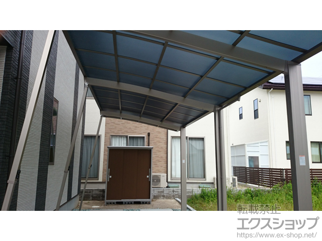 島根県松江市ののカーポート ネスカR (ラウンドスタイル) 縦連棟 積雪〜20cm対応＋着脱式サポート　2本入り　ロング柱（H25）用×2セット 施工例