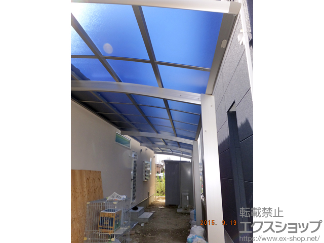 奈良県大和郡山市ののカーポート レイナポートグラン 縦連棟　積雪〜20cm対応 施工例