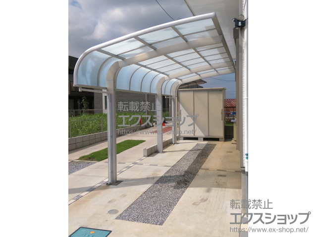 埼玉県八潮市のLIXIL リクシル（トステム）のカーポート テールポートシグマIII 延長 積雪〜20cm対応 施工例