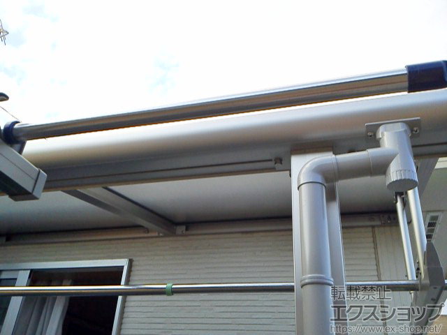 千葉県松戸市ののバルコニー・ベランダ屋根 ヴェクターテラス F型 屋根タイプ 単体 積雪〜20cm対応 施工例