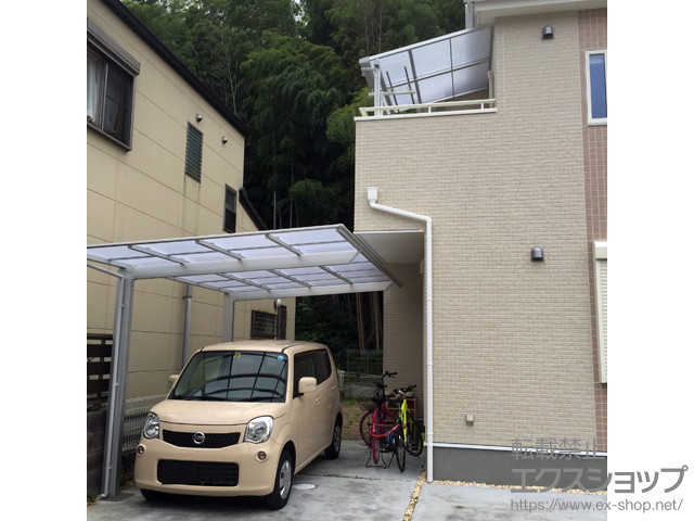 大阪府南河内郡河南町のLIXIL リクシル（トステム）のバルコニー・ベランダ屋根 ライザーテラスII F型 屋根タイプ 単体 積雪〜20cm対応 施工例