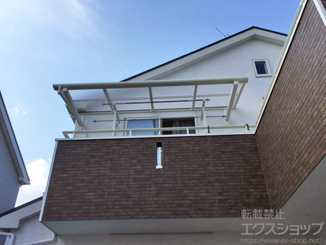 兵庫県明石市ののバルコニー・ベランダ屋根 ヴェクターテラス F型 ルーフタイプ 単体積雪〜20cm対応 施工例