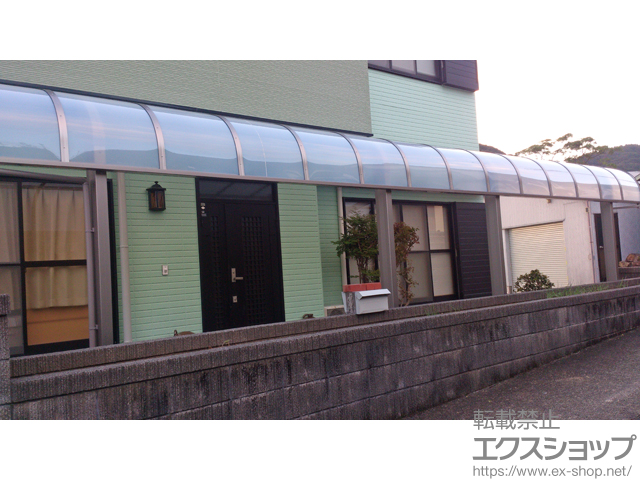 高知県土佐清水市のLIXIL リクシル（トステム）のカーポート テールポートシグマIII 縦連棟 積雪〜20cm対応 施工例