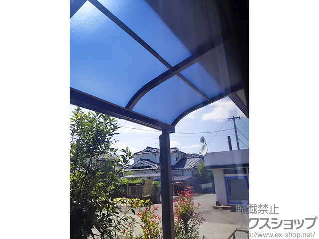 大分県大分市ののテラス屋根 プレシオステラス R型 テラスタイプ 単体 積雪〜20cm対応 施工例