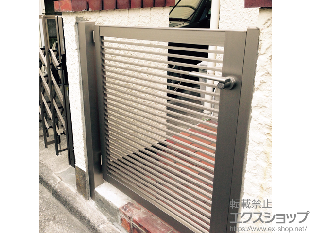 神奈川県三浦郡葉山町のの門扉 プレスタ門扉 1型 細横桟 片開き 柱使用 施工例