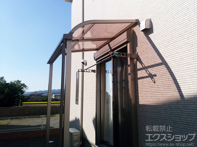 和歌山県和歌山市のLIXIL リクシル（トステム）のテラス屋根 ライザーテラスII R型 テラスタイプ 単体 積雪〜20cm対応 施工例