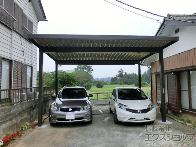 埼玉県比企郡ときがわ町のLIXIL リクシル（トステム）のカーポート テリオスポートIII 3000 2台用 角柱4本仕様 積雪〜100cm対応 施工例