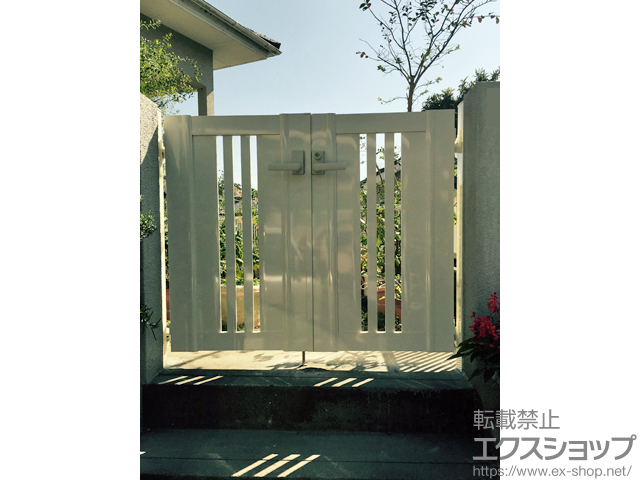 熊本県熊本市のの門扉 エクスライン門扉14型 両開き　門柱使用 施工例