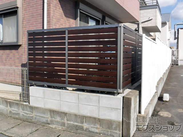 福岡県筑紫郡那珂川町のLIXIL リクシル(新日軽)のフェンス・柵 セレビューフェンス RP3型 自在柱式 施工例