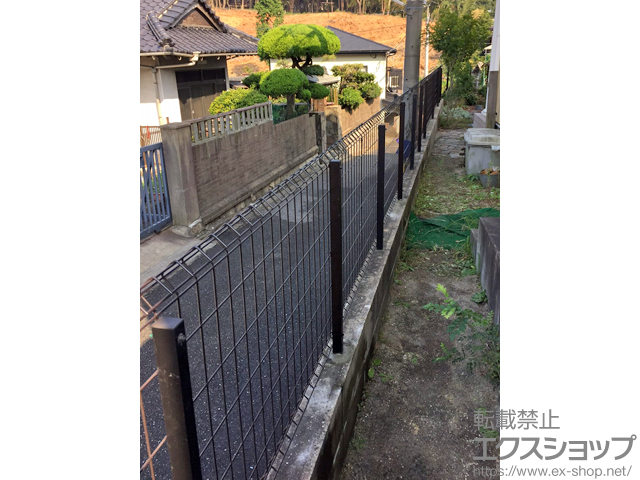 福岡県北九州市ののフェンス・柵 イーネットフェンス1F型 自由柱タイプ 施工例