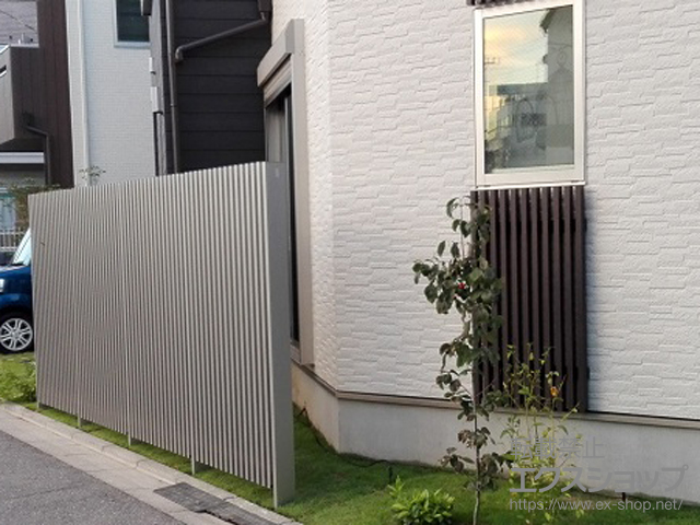 東京都葛飾区ののフェンス・柵 リレーリア フェンス2N型 たて格子 施工例