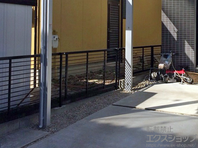 愛知県豊橋市ののフェンス・柵 プレスタフェンス 1型 細横桟 フリーポールタイプ 施工例