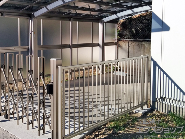 大阪府泉南郡岬町ののフェンス・柵 レスティナフェンス22型 間仕切りタイプ 施工例