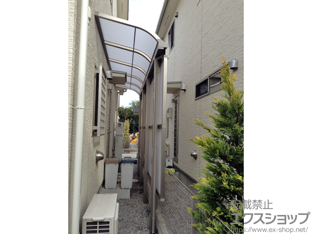 東京都国分寺市ののテラス屋根 スピーネ R型 テラスタイプ 単体 積雪〜20cm対応 施工例