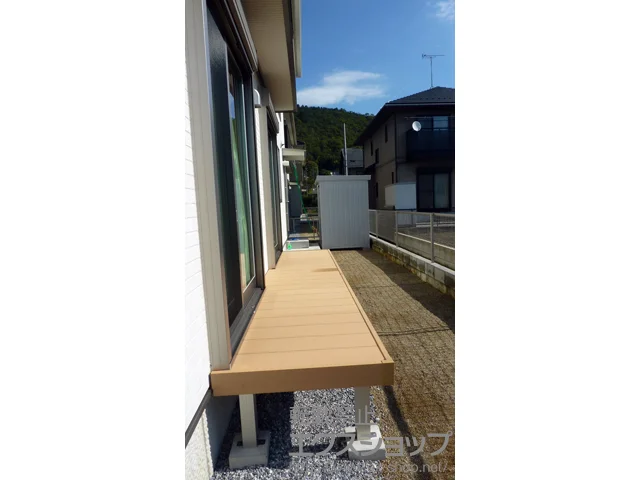 �򕌌��򕌎s��YKKAP�̃E�b�h�f�b�L ���E�b�h�f�b�L 200 �{�H��