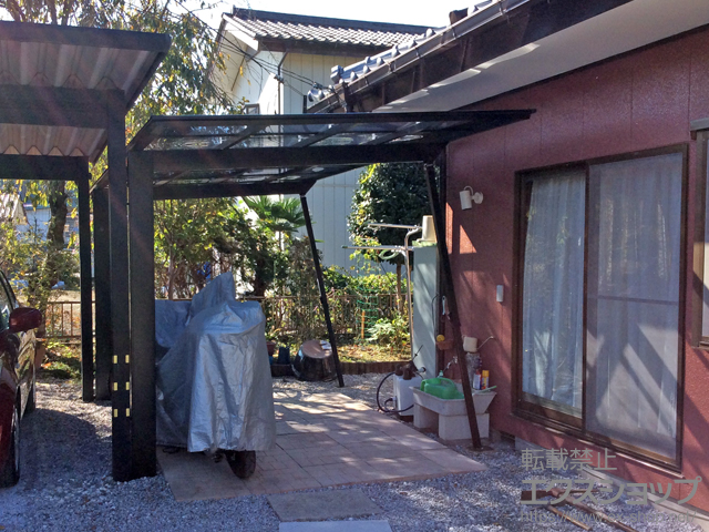 群馬県富岡市ののカーポート フーゴF (フラットスタイル) 積雪〜20cm対応＋着脱式サポート柱 2本入 施工例