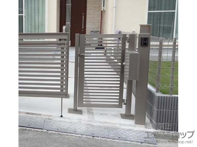 神奈川県横浜市のの門扉 プレスタ門扉 3型 太横桟 片開き 柱使用 施工例
