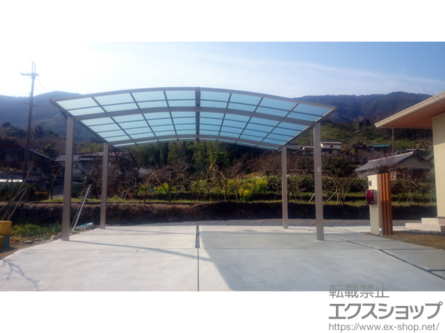 和歌山県紀の川市ののカーポート ネスカR (ラウンドスタイル) ワイド 積雪〜20cm対応 施工例