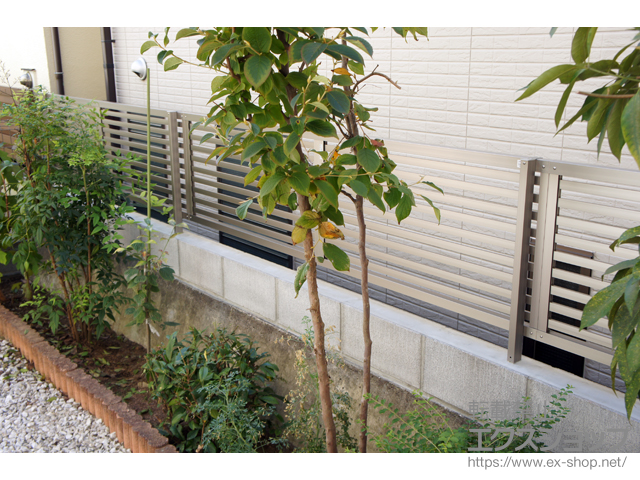 東京都日野市ののフェンス・柵 プレスタフェンス3型 太横桟 フリーポールタイプ 施工例