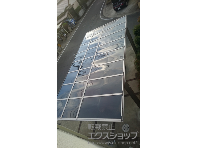 長崎県諫早市ののカーポート フーゴF (フラットスタイル) 積雪〜20cm対応＋着脱式サポート ロング柱（H25）用 2本入り×1セット＋屋根材ホルダー 54型用 2セット分×1＋母屋補強材セット 2本入り×1セット 施工例