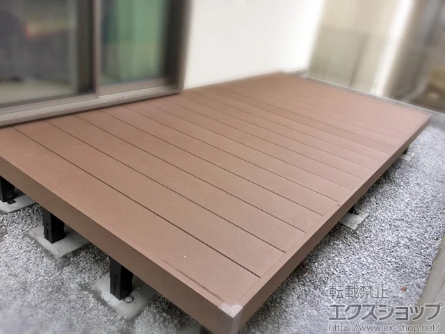 �����s���s�̂̃E�b�h�f�b�L�A�J�[�|�[�g �}�[�W�E�b�h�f�b�L �{�H��